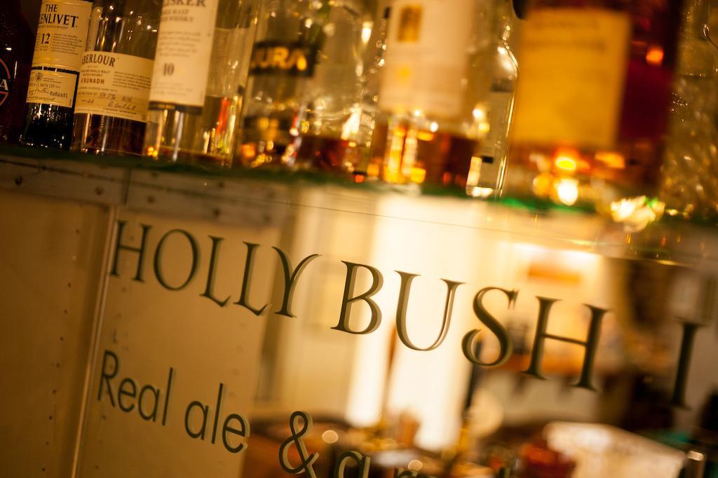 Hollybush Inn Greenhaugh エクステリア 写真